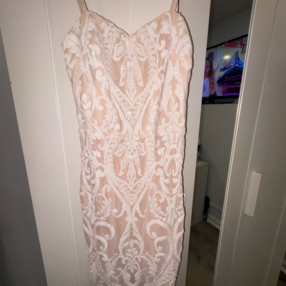 Elegant Cream Lace Dress